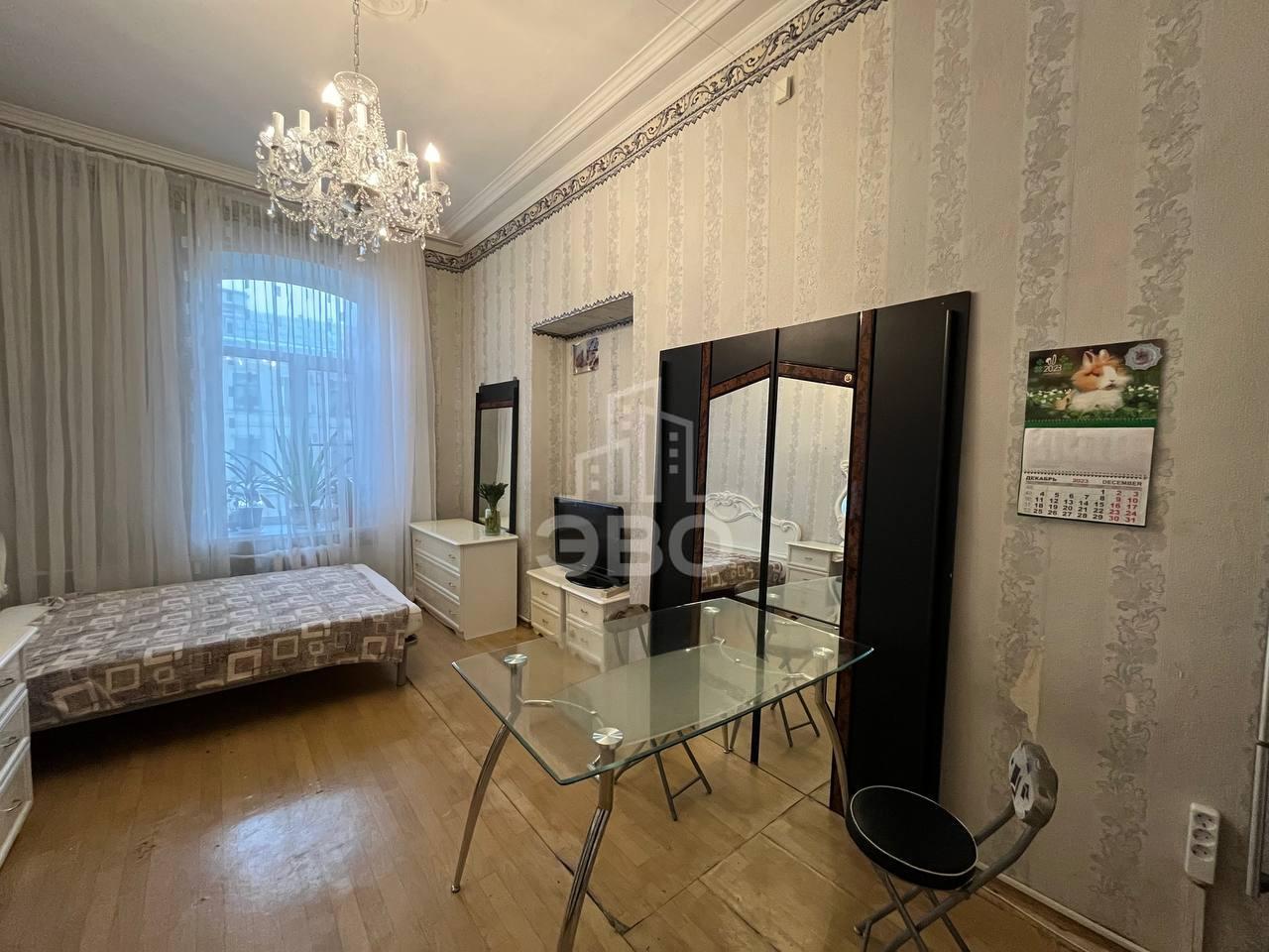 комната в Санкт-Петербурге по адресу: 1-я В.О. линия, 48