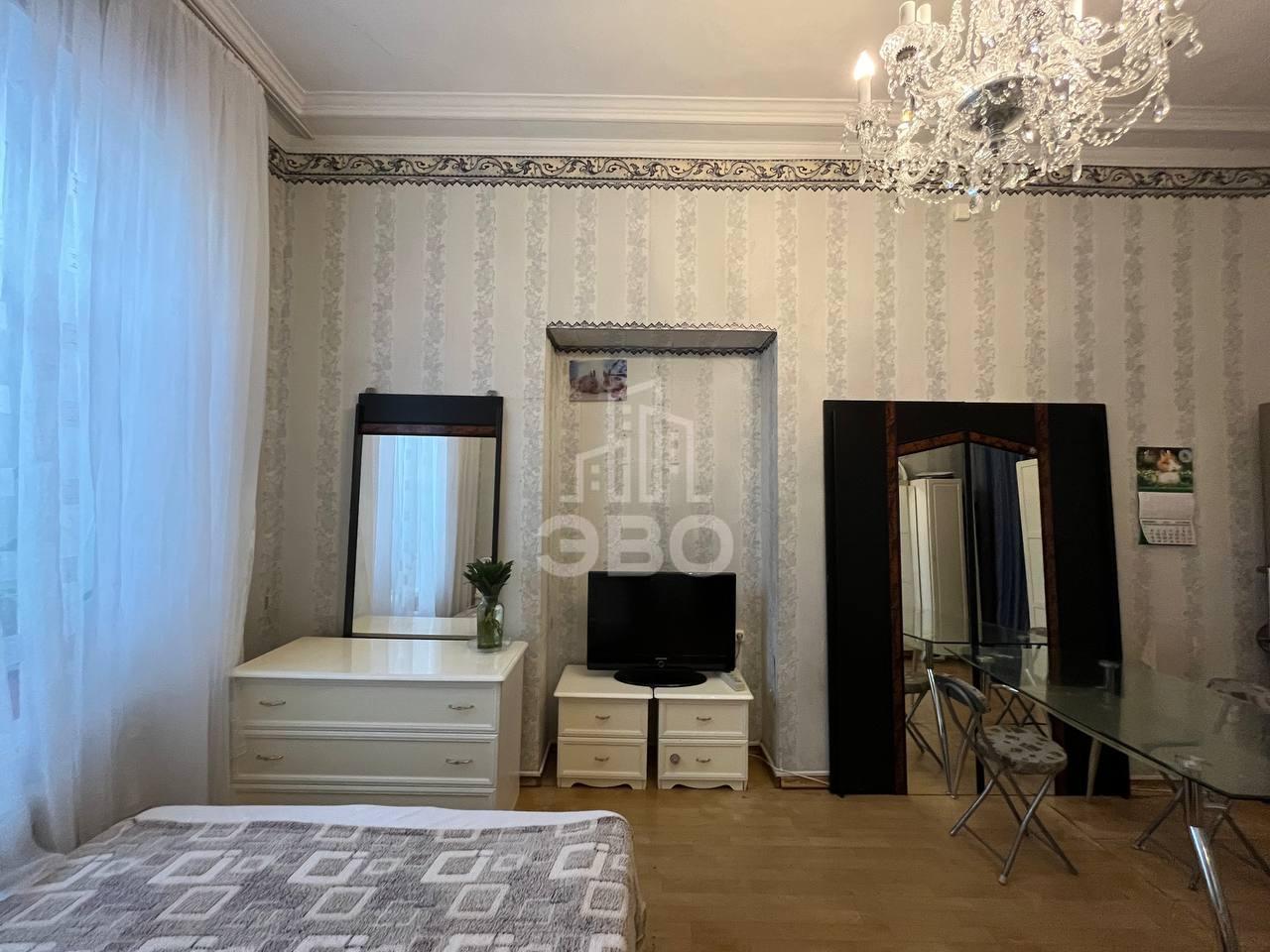 комната в Санкт-Петербурге по адресу: 1-я В.О. линия, 48