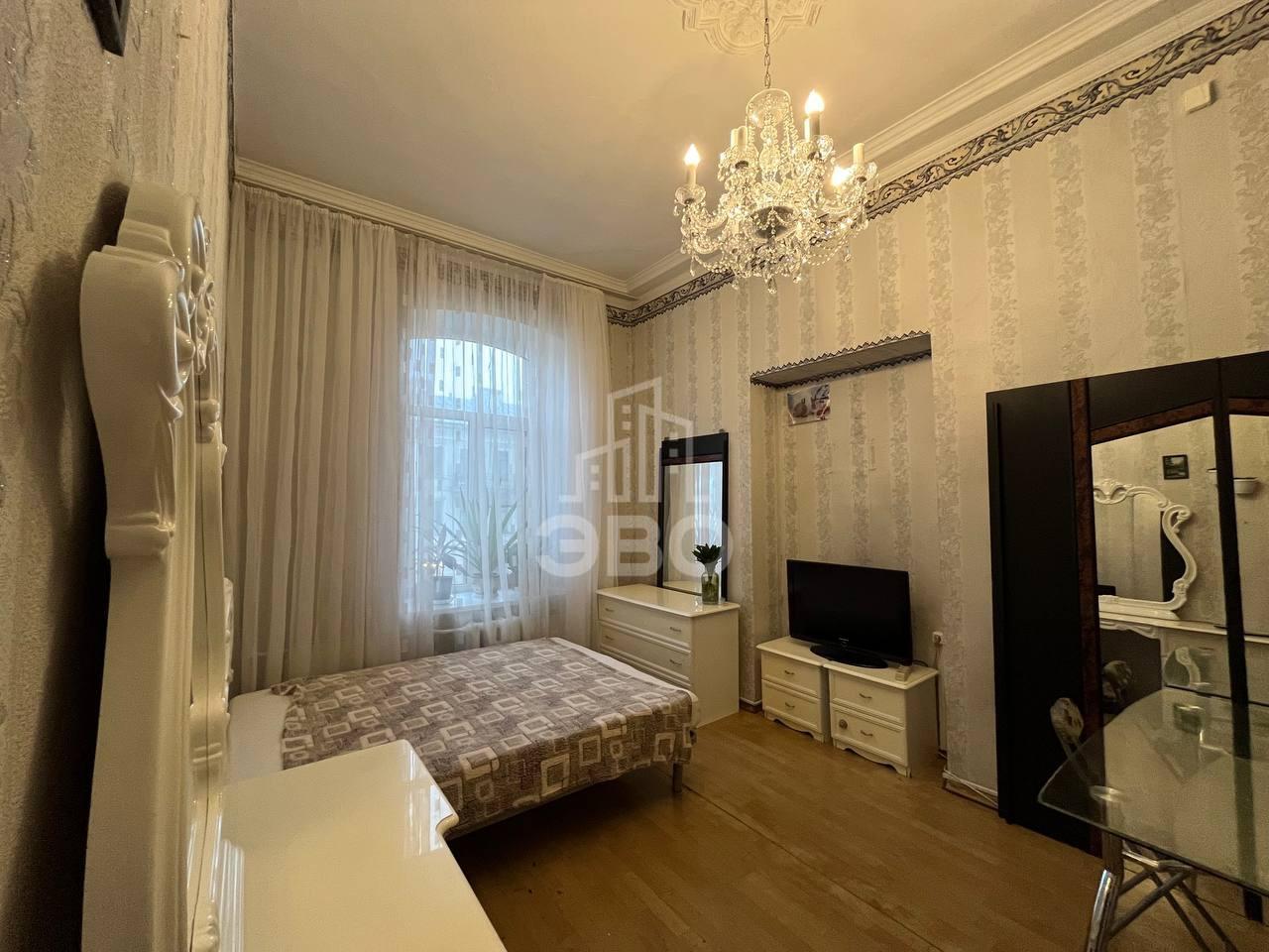 комната в Санкт-Петербурге по адресу: 1-я В.О. линия, 48