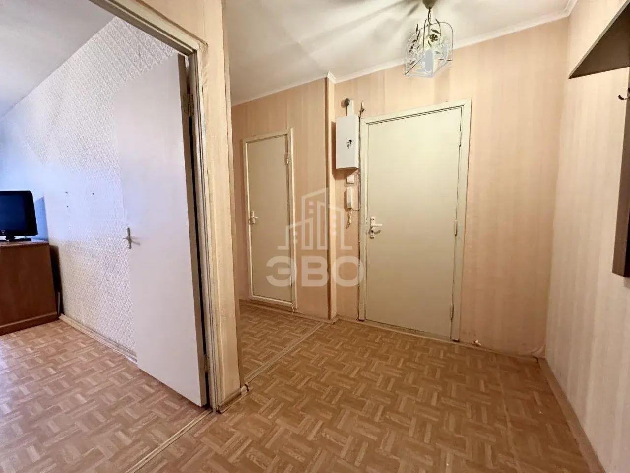 двухкомнатная квартира в Санкт-Петербурге по адресу: Сиреневый б-р., 25, к 1