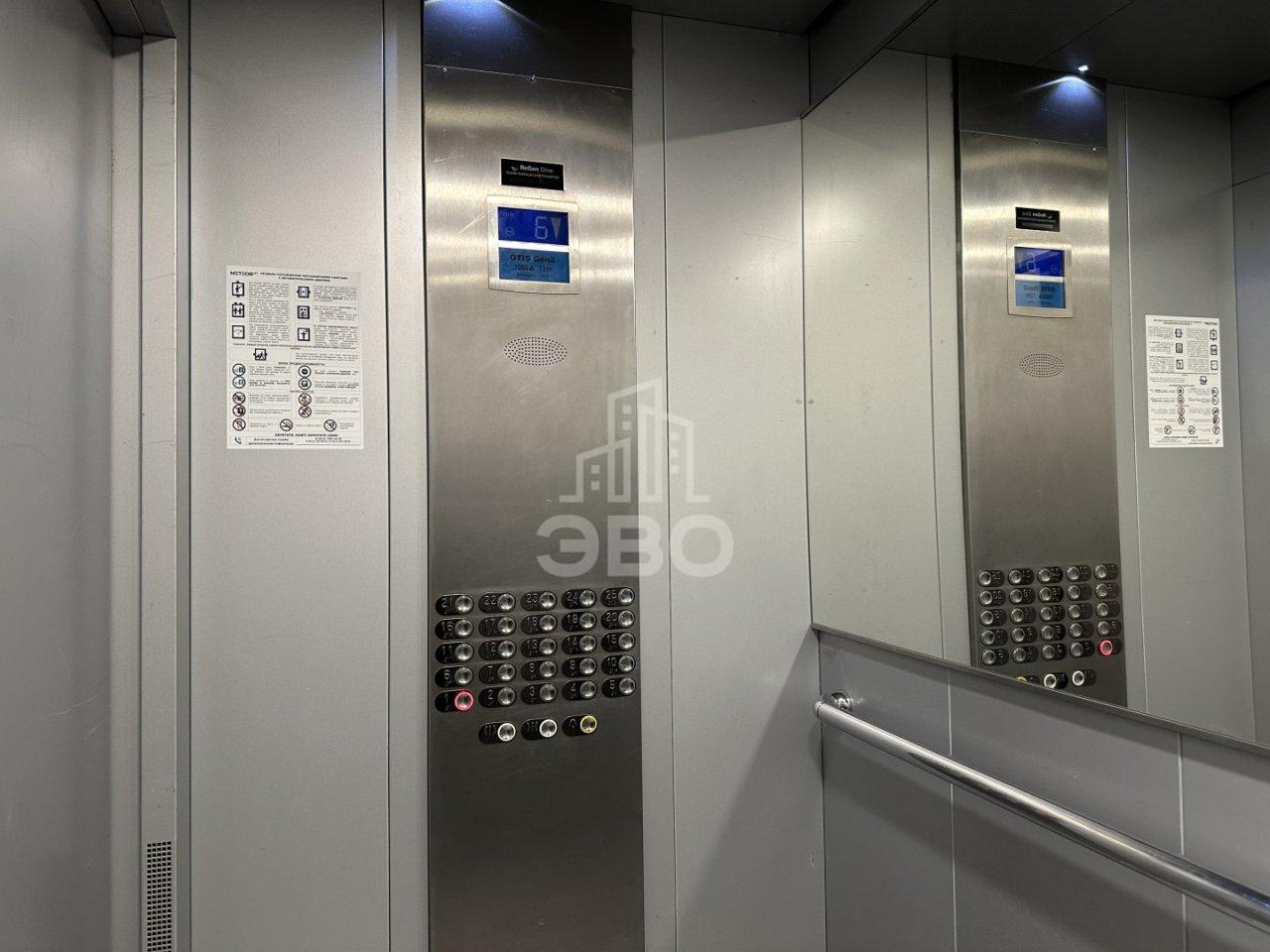 однокомнатная квартира в Санкт-Петербурге по адресу: Лидии Зверевой ул., 5, к 1, строение 1