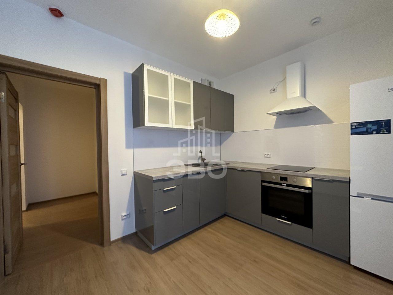 однокомнатная квартира в Санкт-Петербурге по адресу: Лидии Зверевой ул., 5, к 1, строение 1