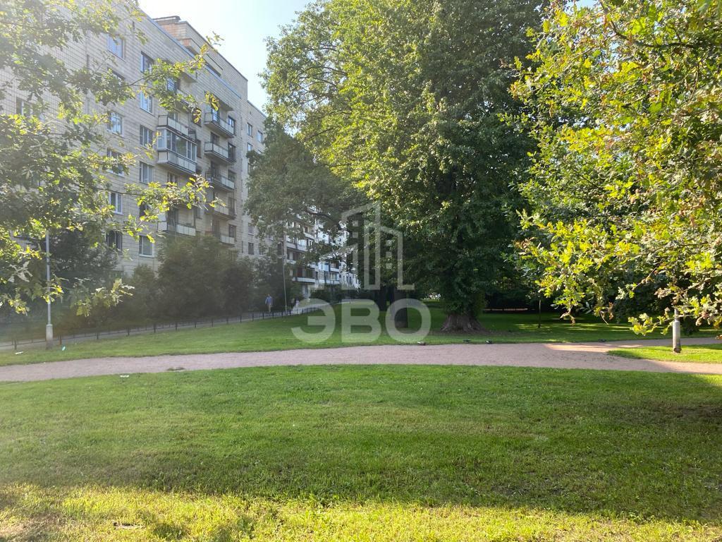 однокомнатная квартира в Санкт-Петербурге по адресу: Вяземский пер., 6