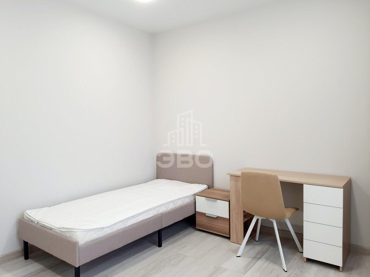 двухкомнатная квартира в Санкт-Петербурге по адресу: Парфеновская ул., 17, к 1