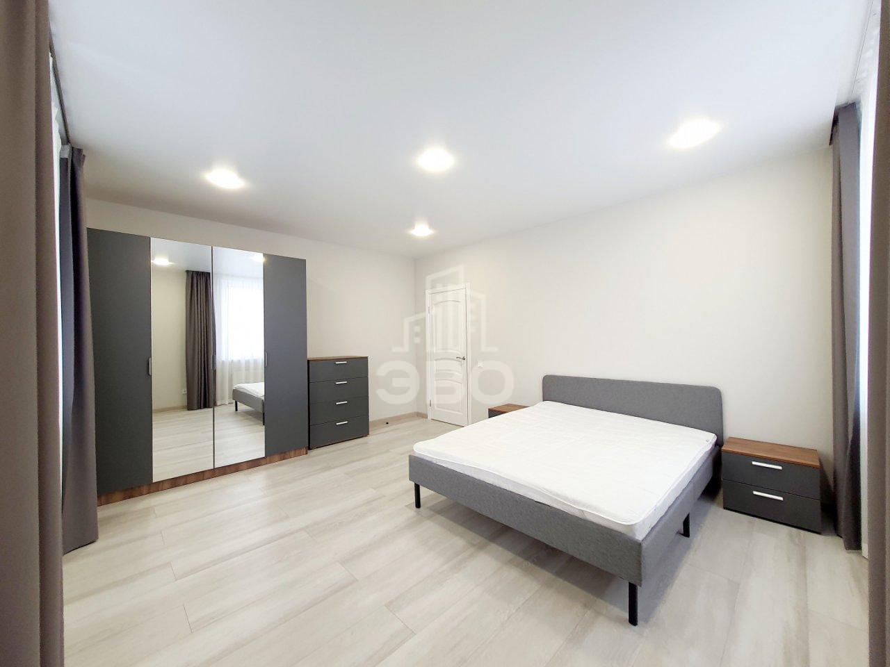 двухкомнатная квартира в Санкт-Петербурге по адресу: Парфеновская ул., 17, к 1