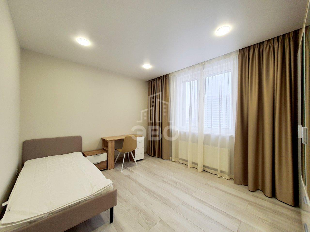 двухкомнатная квартира в Санкт-Петербурге по адресу: Парфеновская ул., 17, к 1