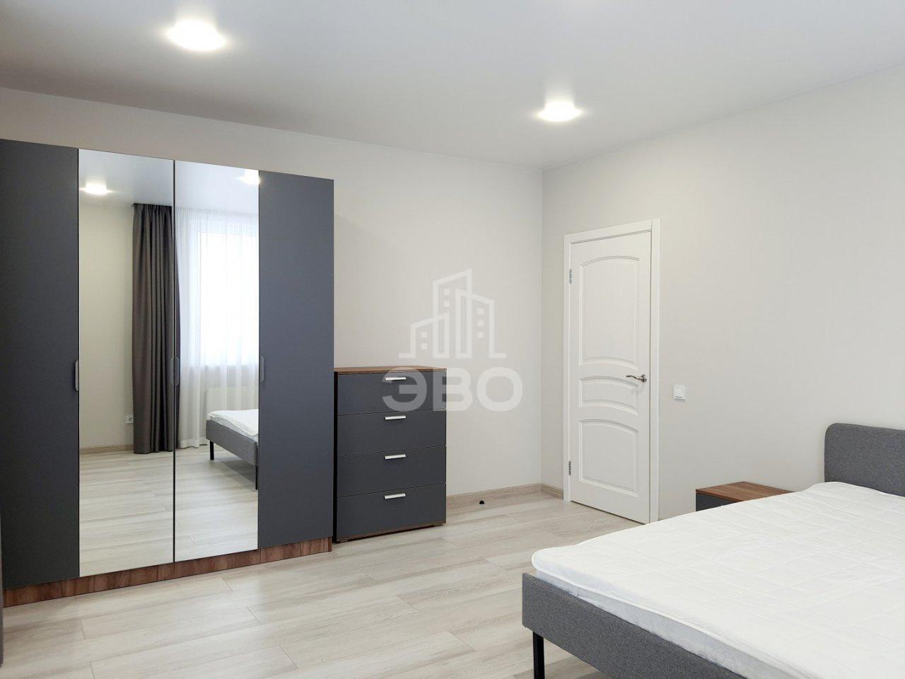 двухкомнатная квартира в Санкт-Петербурге по адресу: Парфеновская ул., 17, к 1