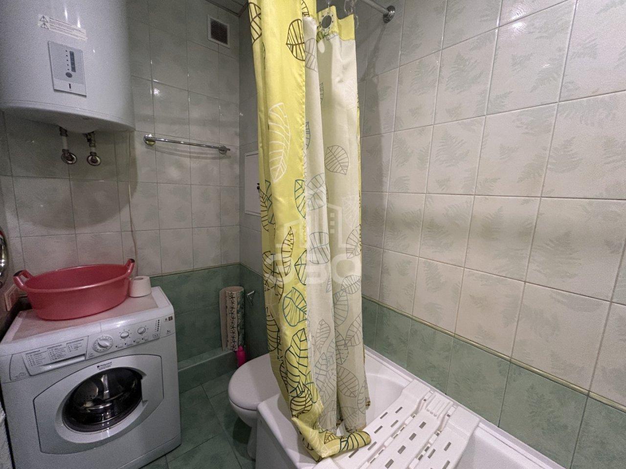 однокомнатная квартира в Санкт-Петербурге по адресу: Оптиков ул., 49, к 2