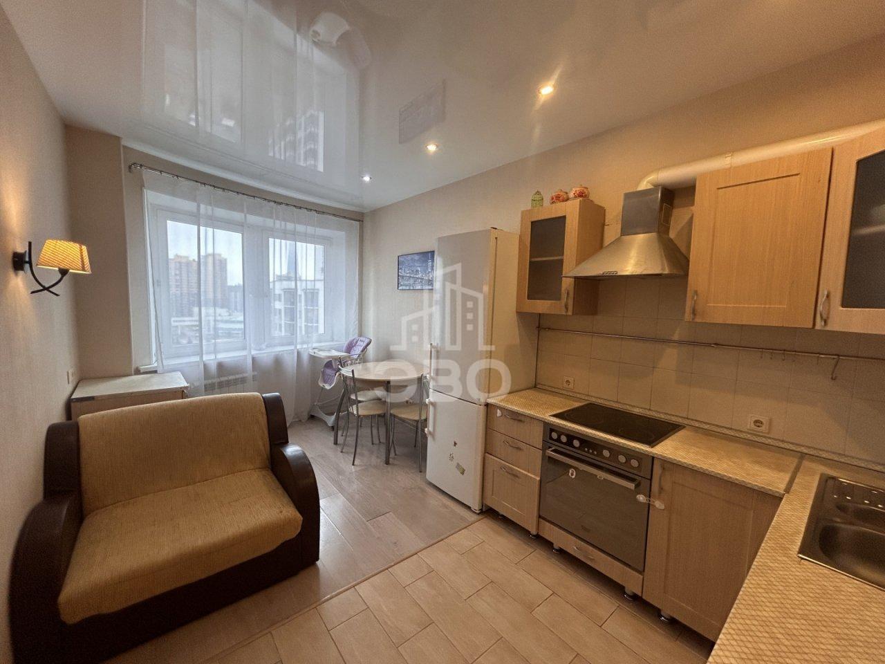 однокомнатная квартира в Санкт-Петербурге по адресу: Оптиков ул., 49, к 2