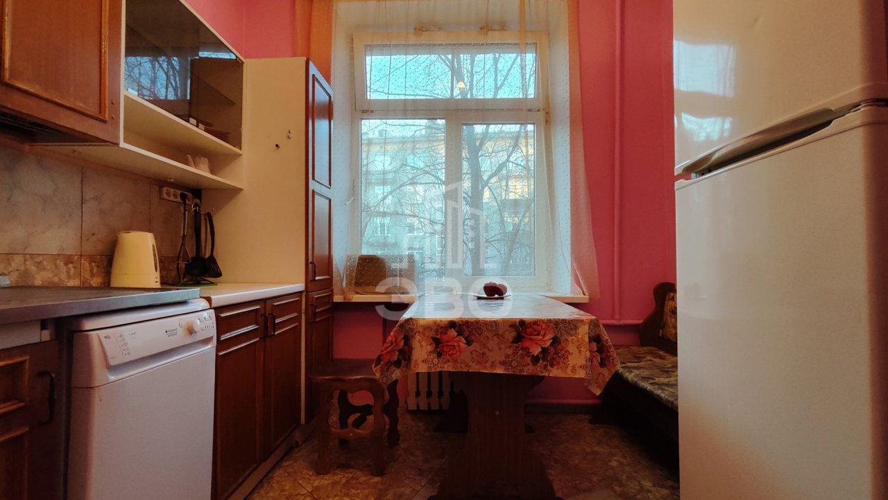 двухкомнатная квартира в Санкт-Петербурге по адресу: Стачек проспект, 92