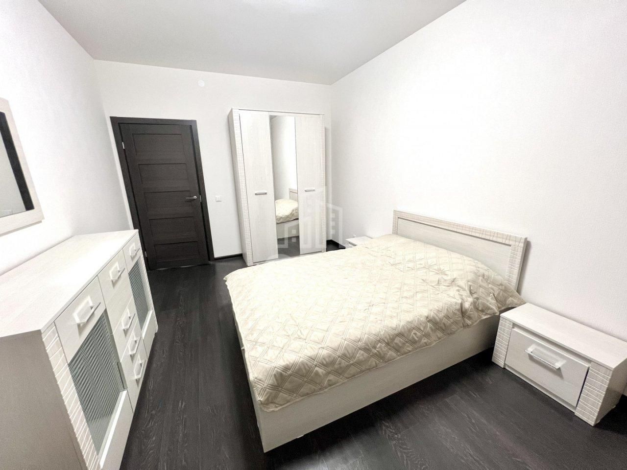 однокомнатная квартира в Санкт-Петербурге по адресу: Авиаконструкторов проспект, 67, к 1, строение 1