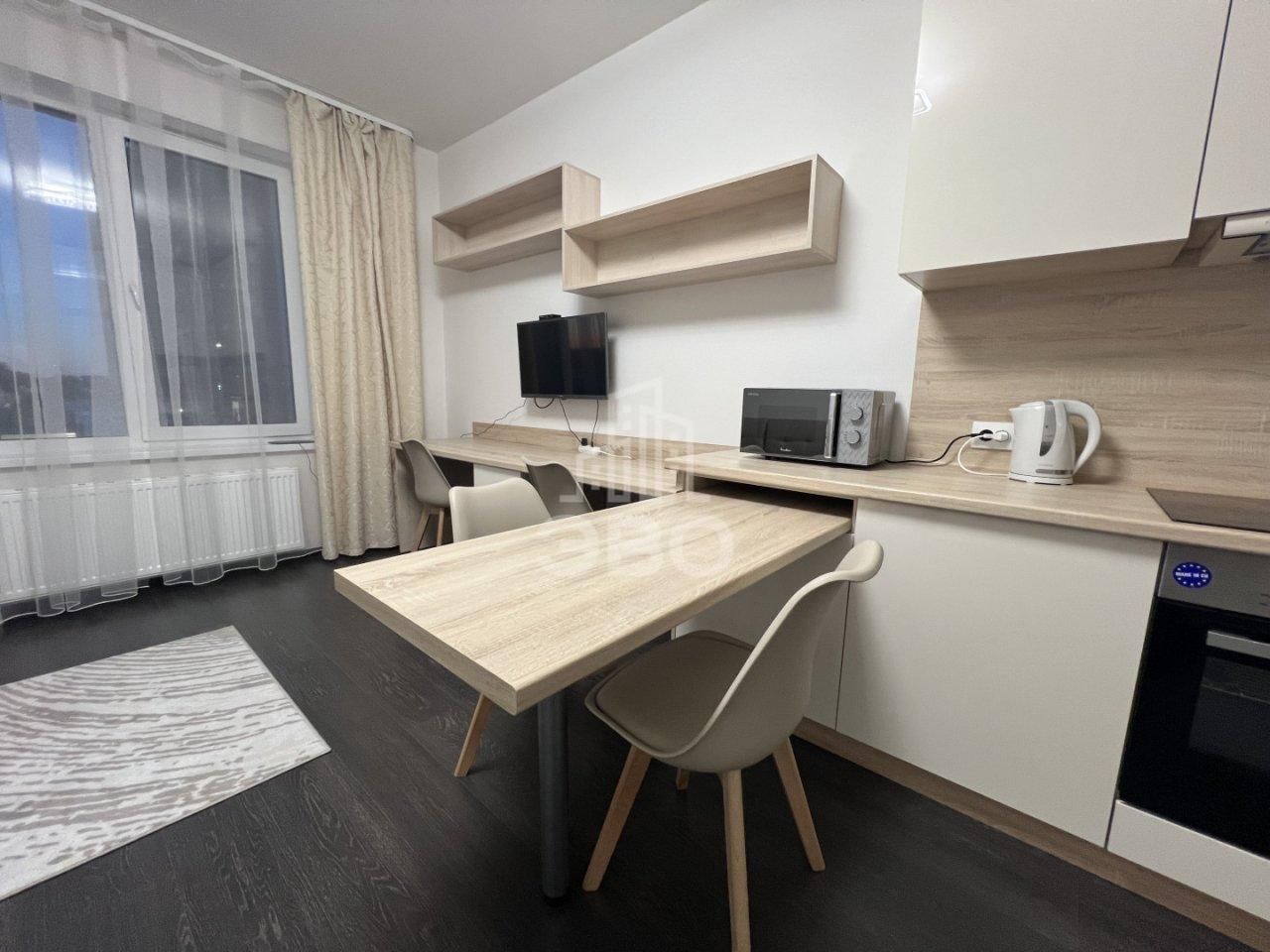 однокомнатная квартира в Санкт-Петербурге по адресу: Авиаконструкторов проспект, 67, к 1, строение 1