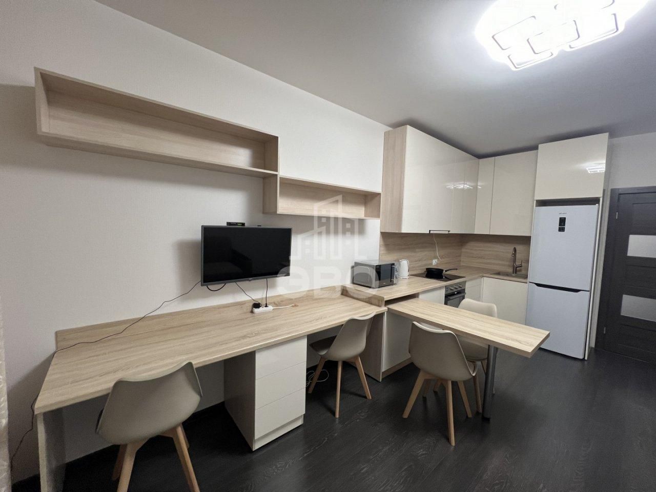 однокомнатная квартира в Санкт-Петербурге по адресу: Авиаконструкторов проспект, 67, к 1, строение 1