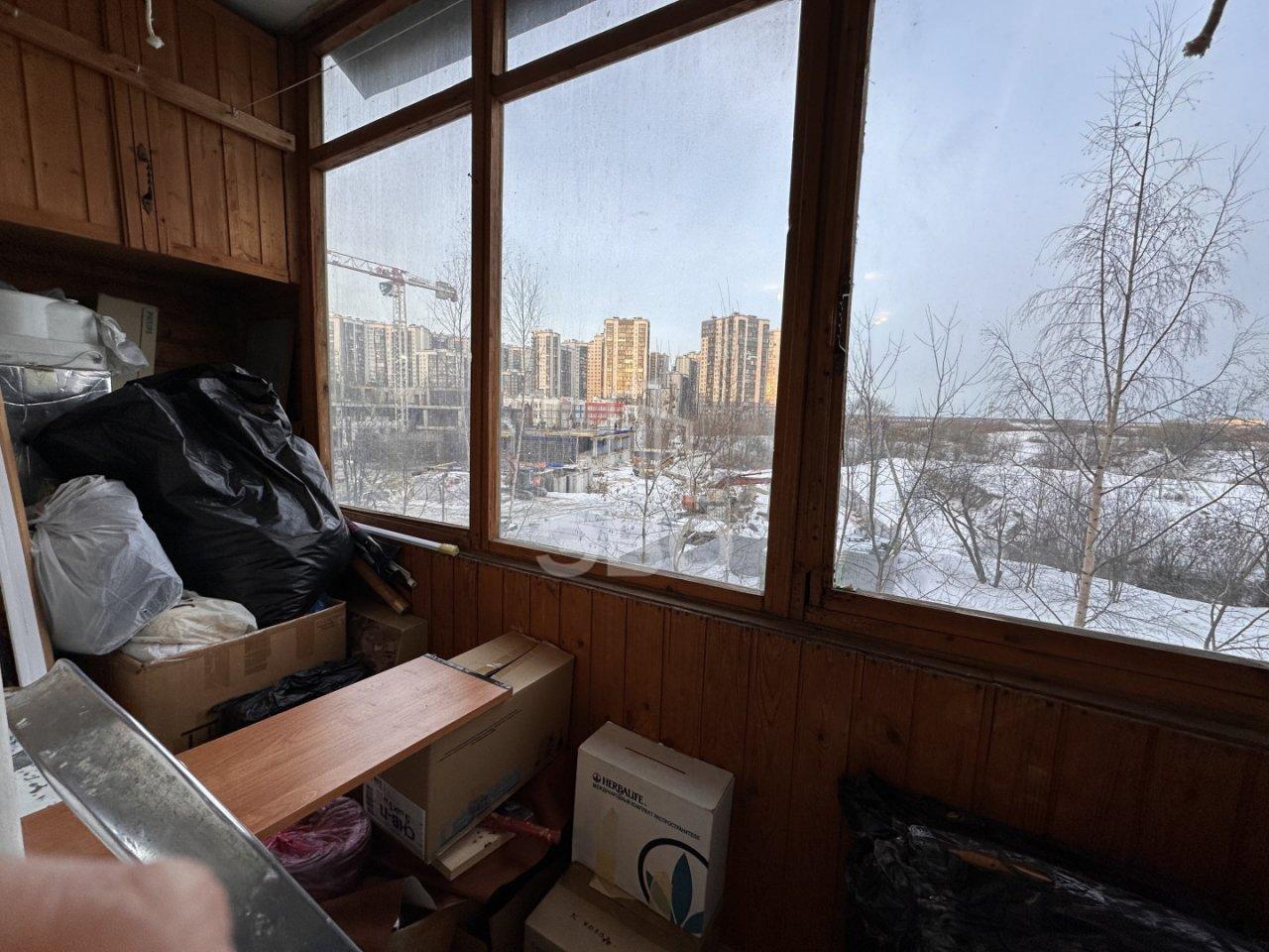 однокомнатная квартира в Санкт-Петербурге по адресу: Октябрьская наб., 124, к 5