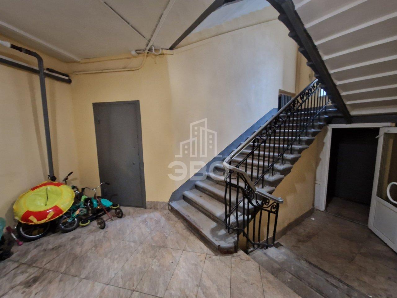 двухкомнатная квартира в Санкт-Петербурге по адресу: Кондратьевский проспект, 23, литера А