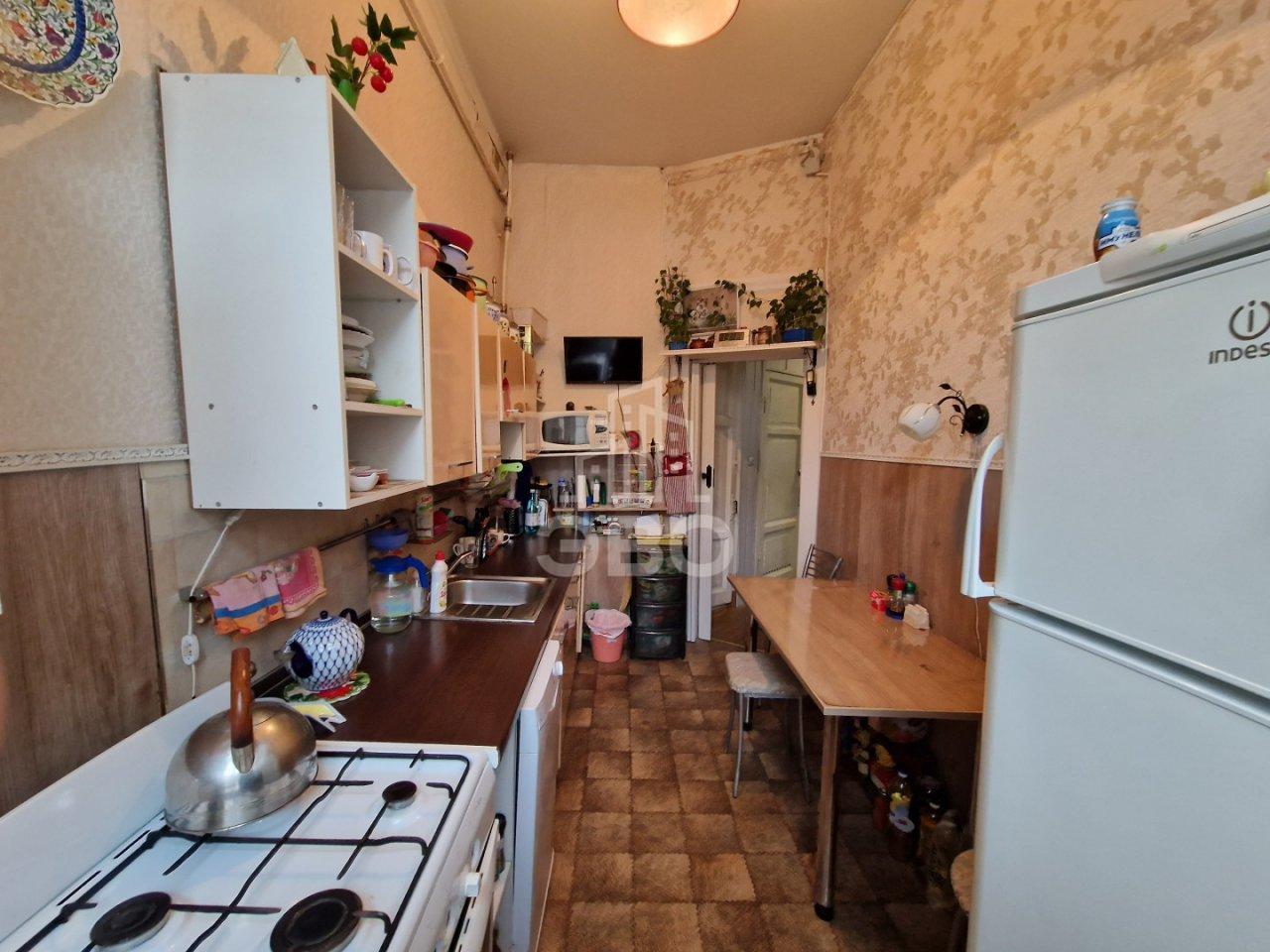 двухкомнатная квартира в Санкт-Петербурге по адресу: Кондратьевский проспект, 23, литера А