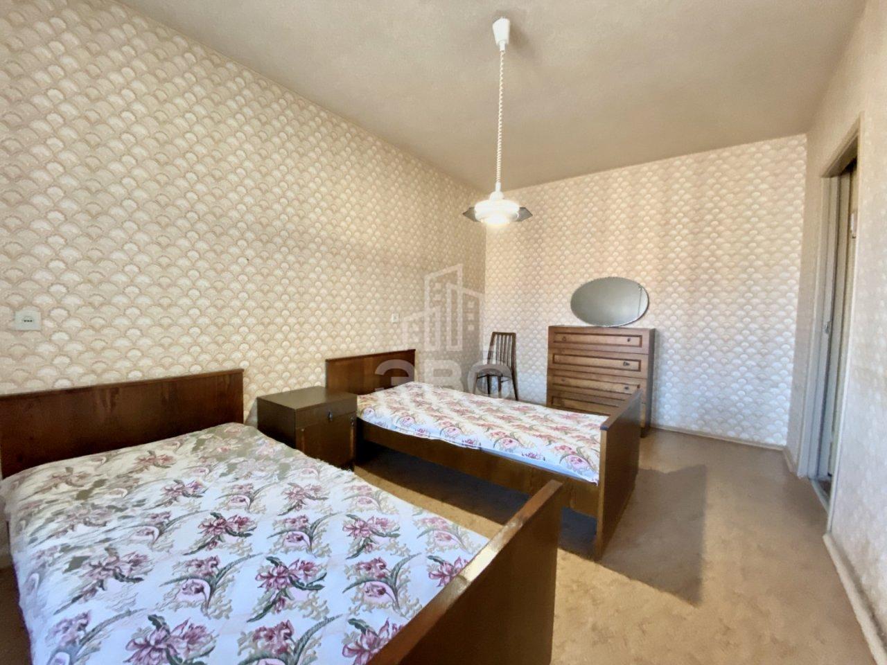 двухкомнатная квартира в Санкт-Петербурге по адресу: Яхтенная ул., 5, к 1