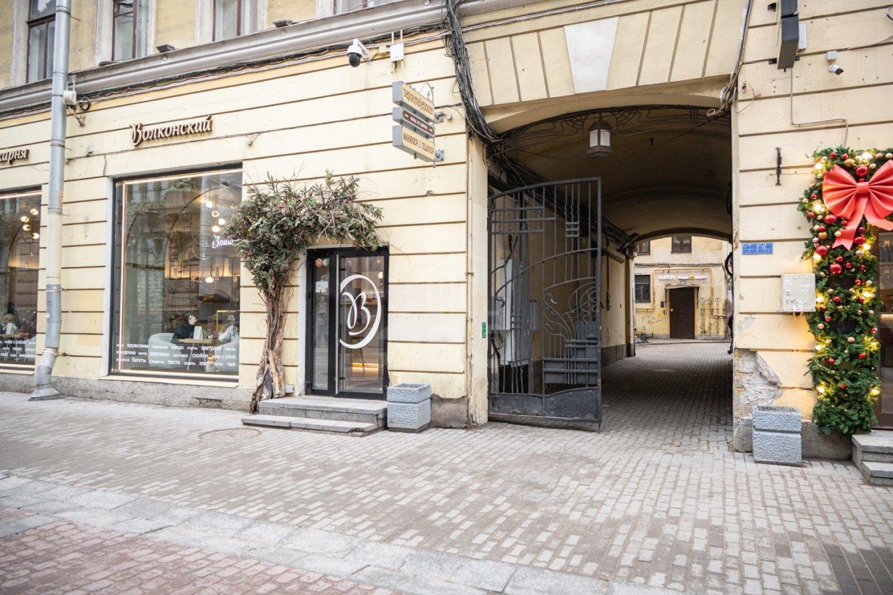 двухкомнатная квартира в Санкт-Петербурге по адресу: Малая Садовая ул., 3/54