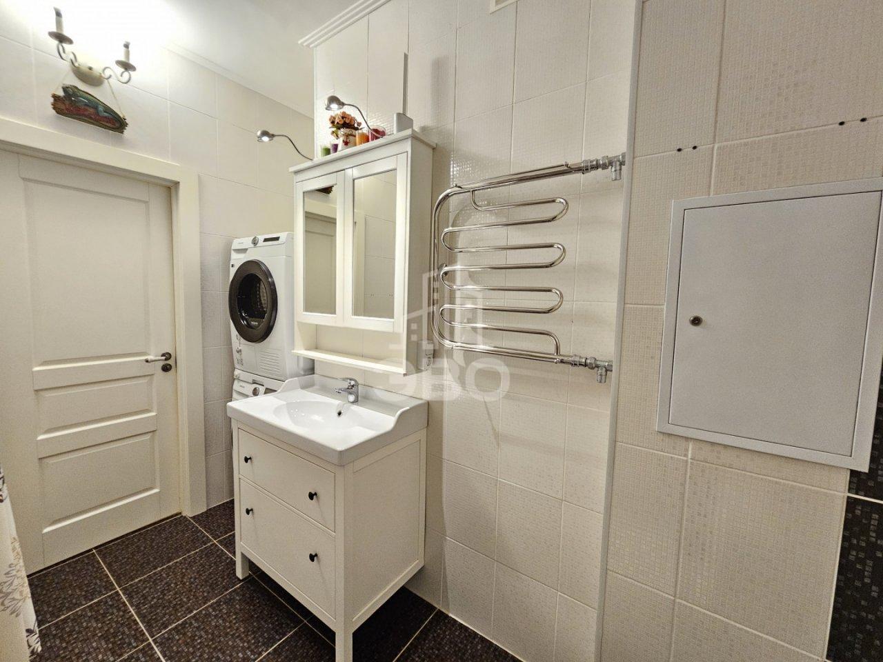 двухкомнатная квартира в Санкт-Петербурге по адресу: Европейский проспект, 11