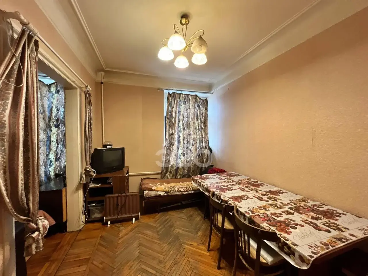 комната в Санкт-Петербурге по адресу: Обуховской Обороны проспект, 143, литера А