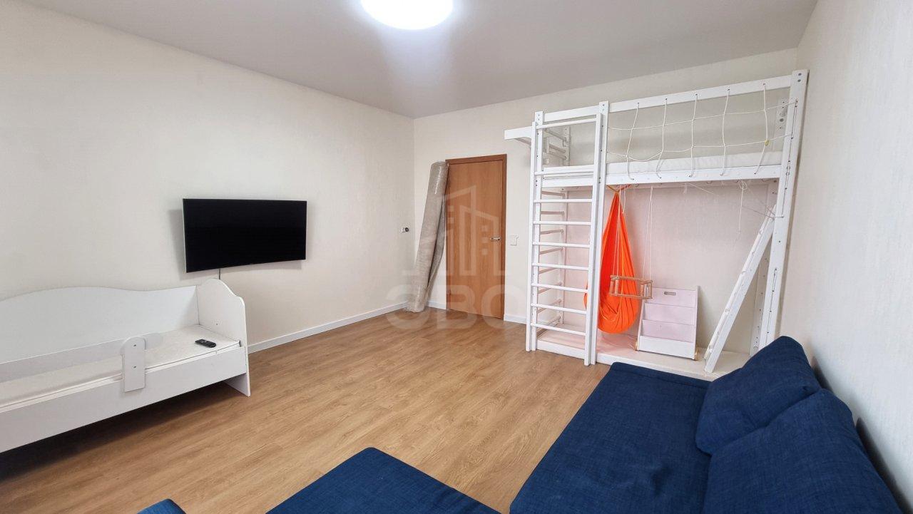 трехкомнатная квартира в Санкт-Петербурге по адресу: Пролетарская ул., 38