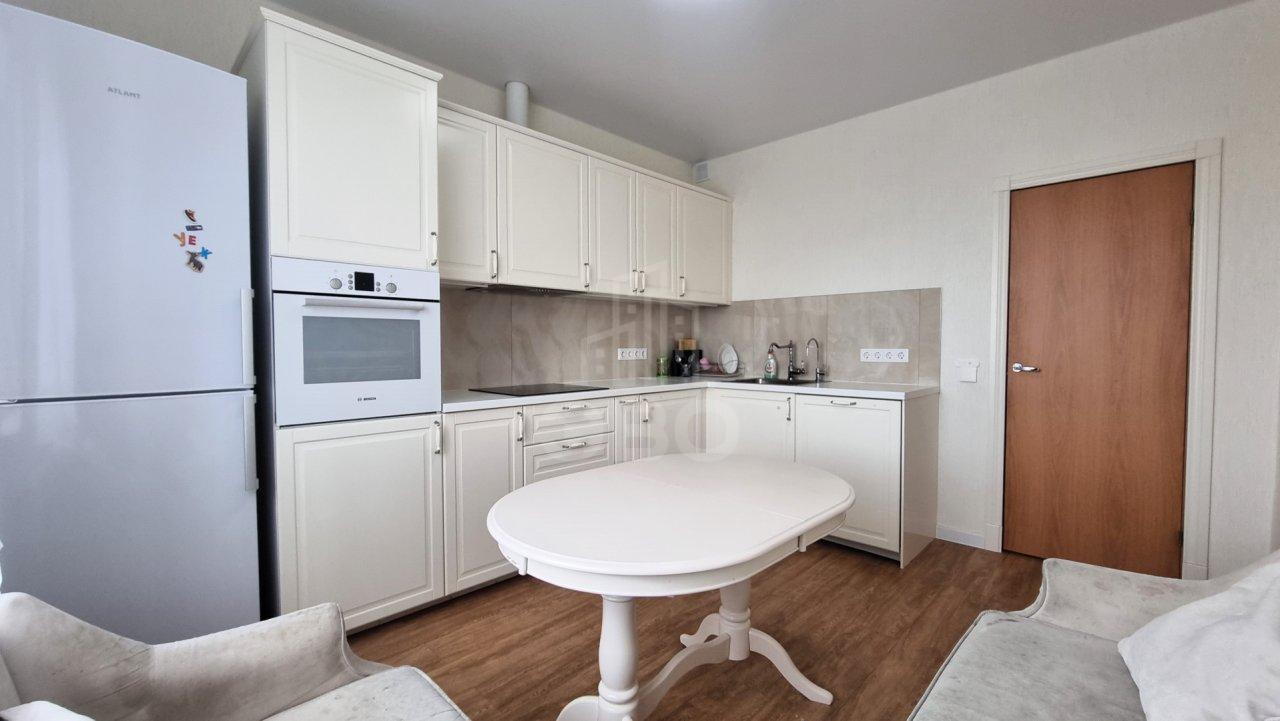 трехкомнатная квартира в Санкт-Петербурге по адресу: Пролетарская ул., 38