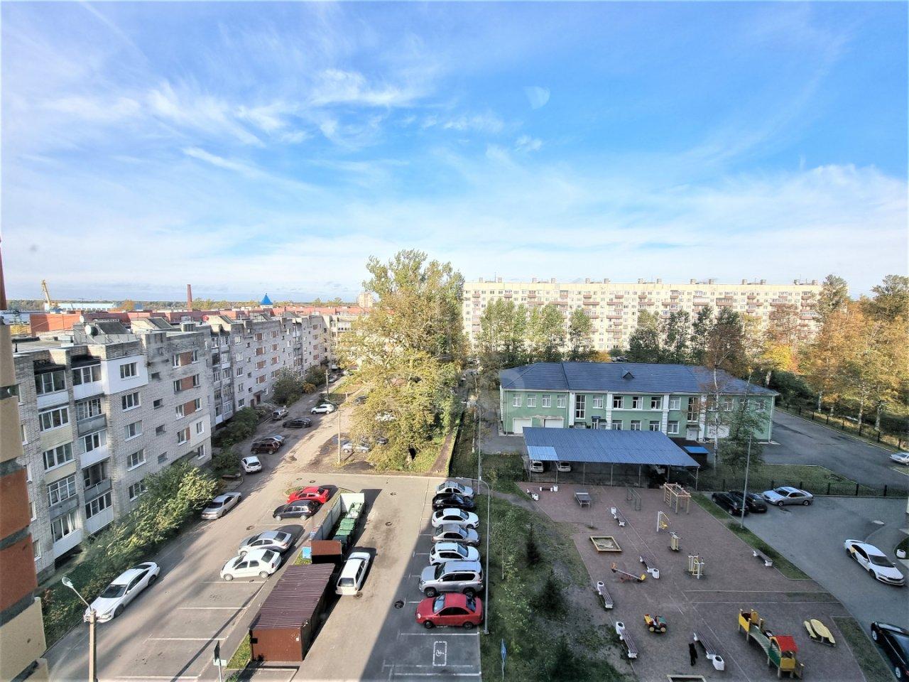 трехкомнатная квартира в Санкт-Петербурге по адресу: Пролетарская ул., 38