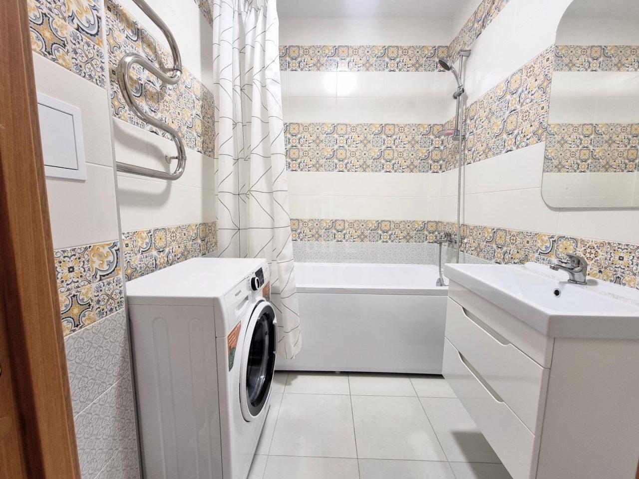 трехкомнатная квартира в Санкт-Петербурге по адресу: Пролетарская ул., 38