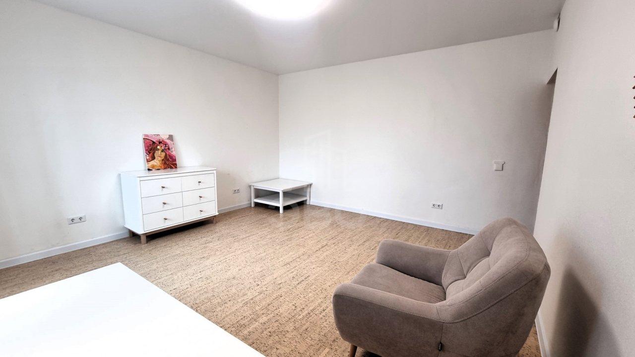 трехкомнатная квартира в Санкт-Петербурге по адресу: Пролетарская ул., 38