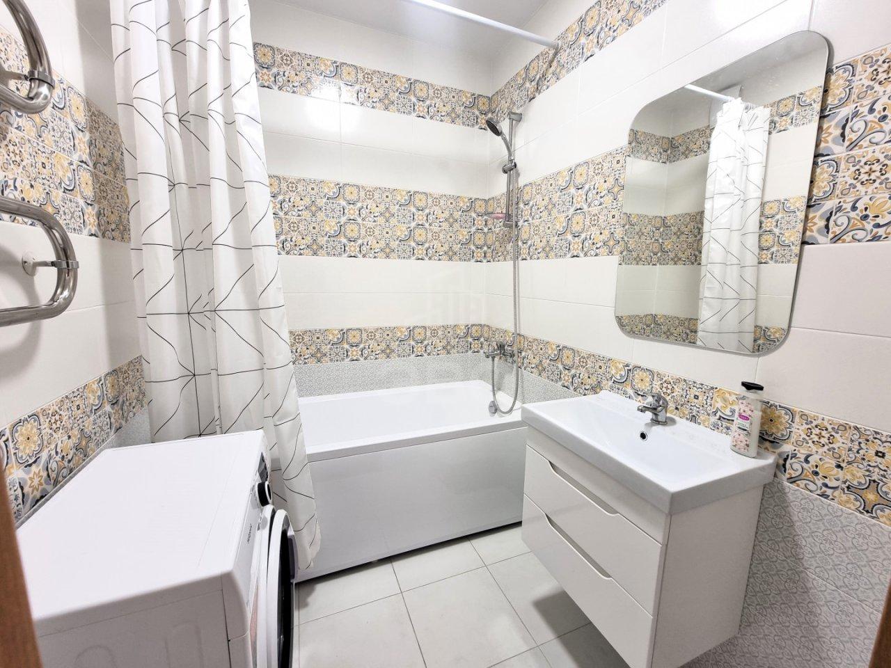 трехкомнатная квартира в Санкт-Петербурге по адресу: Пролетарская ул., 38