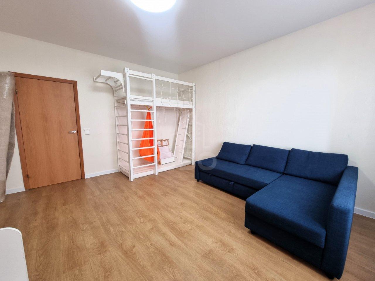 трехкомнатная квартира в Санкт-Петербурге по адресу: Пролетарская ул., 38