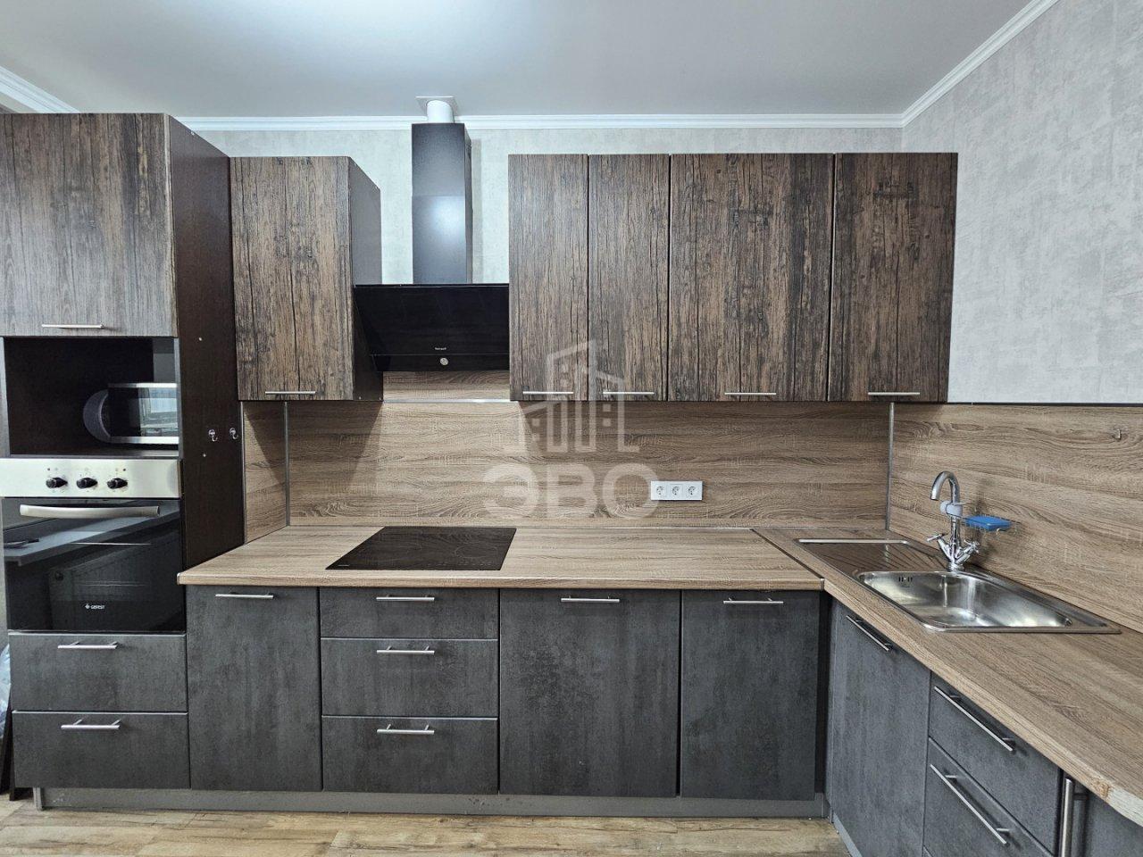 двухкомнатная квартира в Санкт-Петербурге по адресу: Оптиков ул., 34, к 2