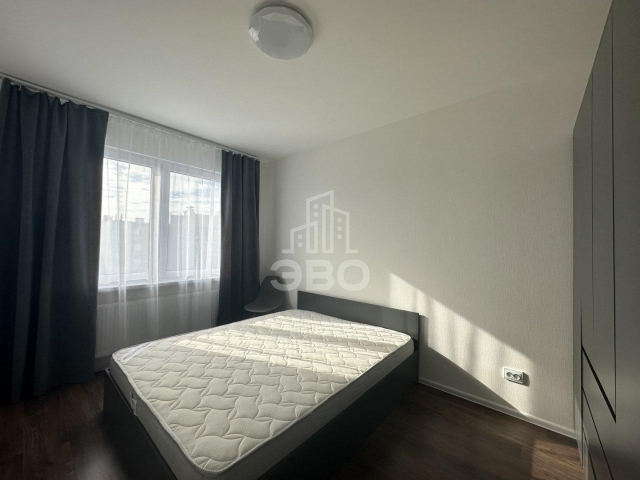 двухкомнатная квартира в Санкт-Петербурге по адресу: Пахомовская ул., 22, к 1