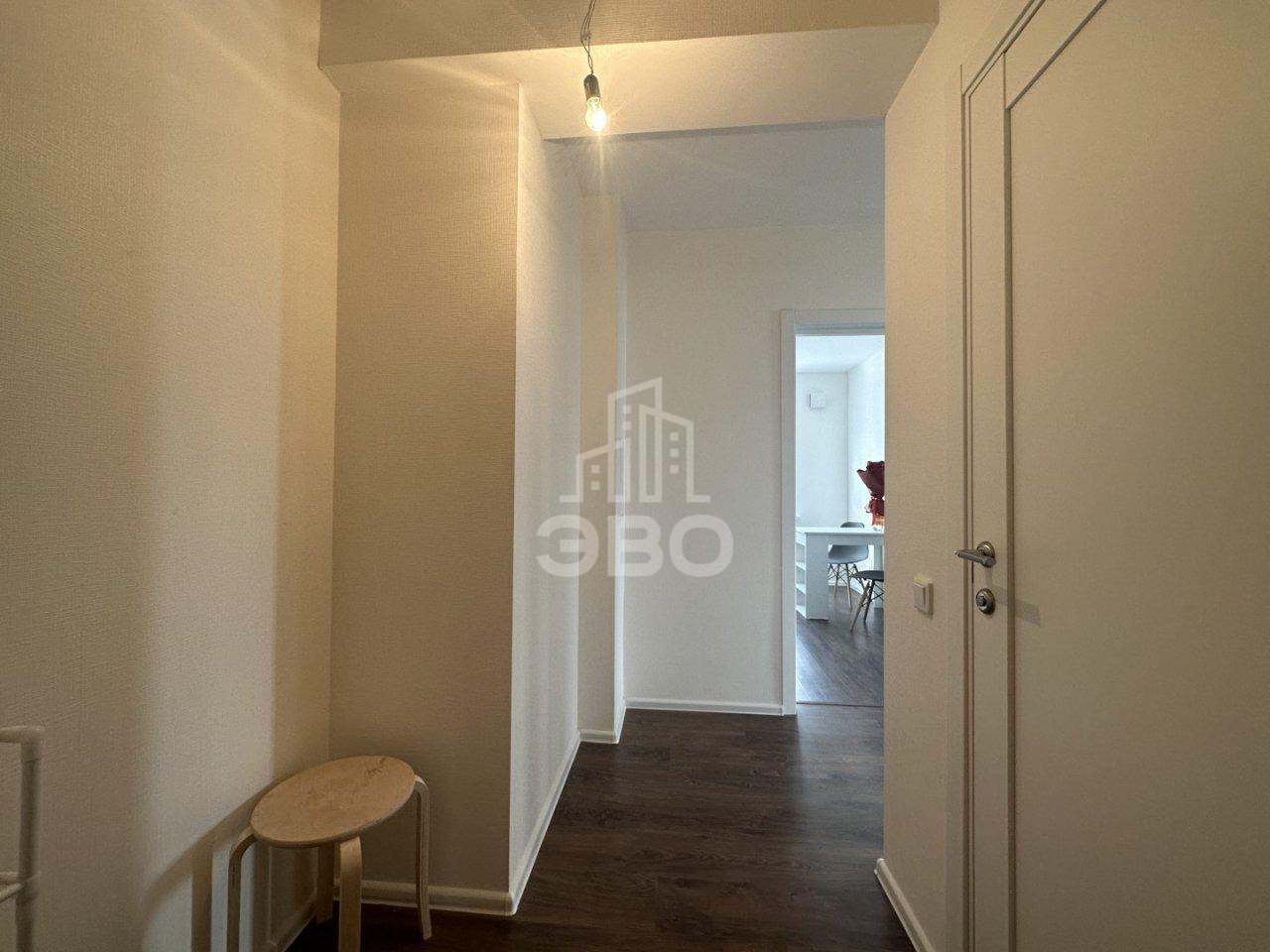 двухкомнатная квартира в Санкт-Петербурге по адресу: Пахомовская ул., 22, к 1