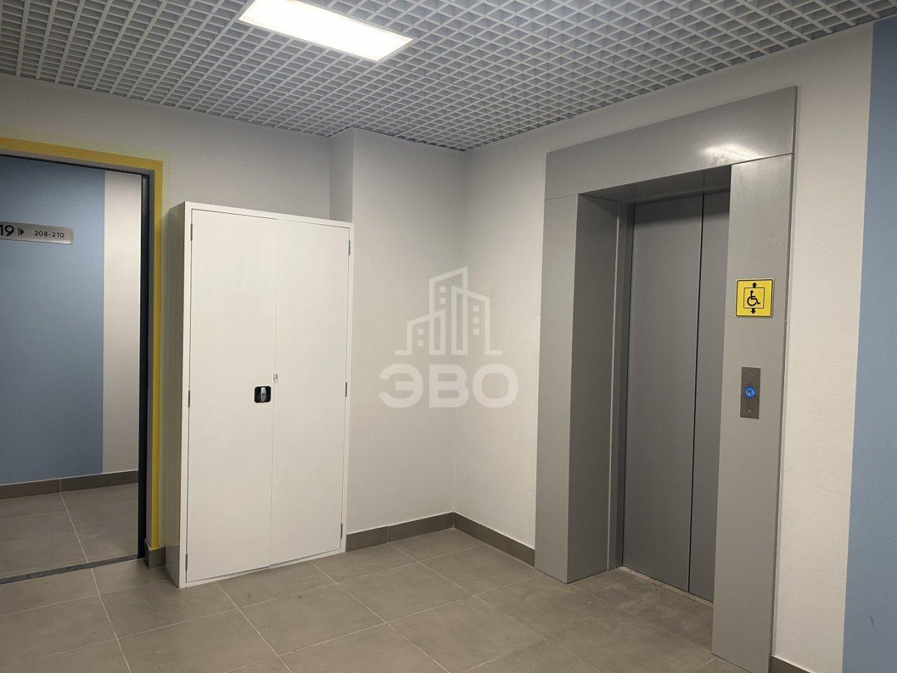 двухкомнатная квартира в Санкт-Петербурге по адресу: Пахомовская ул., 22, к 1