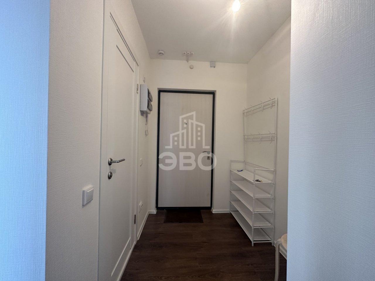 двухкомнатная квартира в Санкт-Петербурге по адресу: Пахомовская ул., 22, к 1