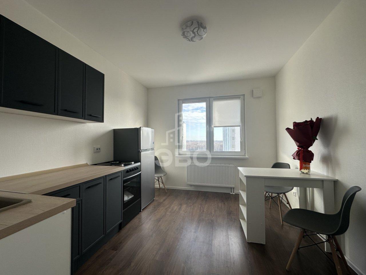 двухкомнатная квартира в Санкт-Петербурге по адресу: Пахомовская ул., 22, к 1