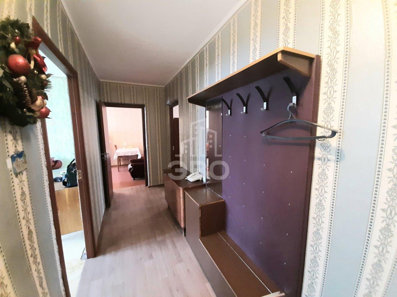 трехкомнатная квартира в Санкт-Петербурге по адресу: Королёва проспект, 9