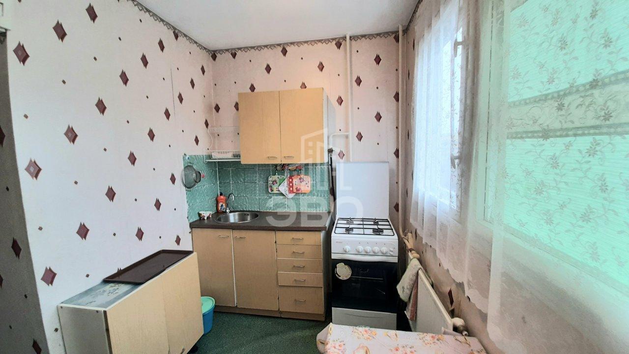 трехкомнатная квартира в Санкт-Петербурге по адресу: Королёва проспект, 9