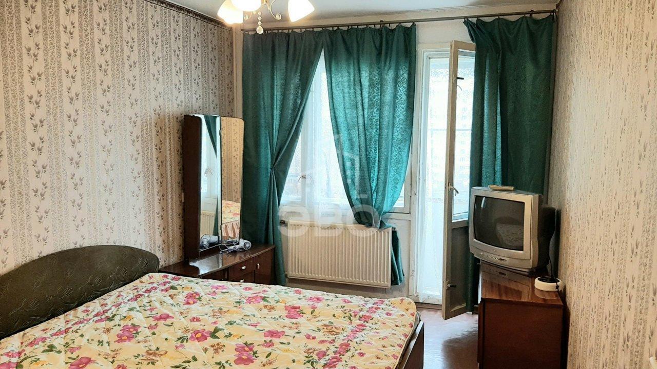 трехкомнатная квартира в Санкт-Петербурге по адресу: Королёва проспект, 9