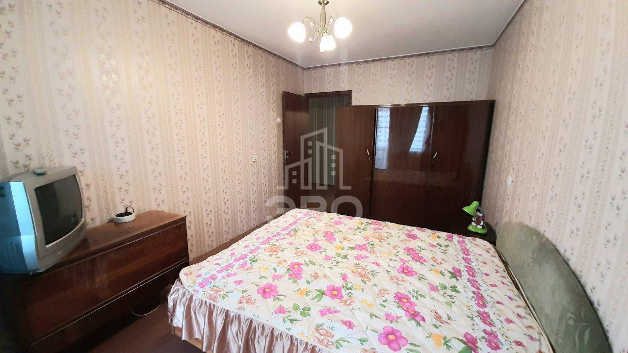 трехкомнатная квартира в Санкт-Петербурге по адресу: Королёва проспект, 9