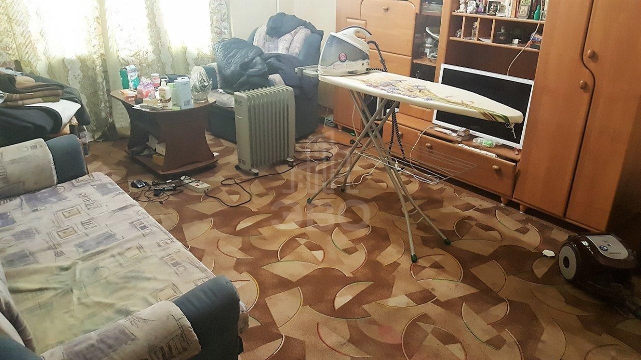 трехкомнатная квартира в Санкт-Петербурге по адресу: Большой П.С. пр-кт., 102