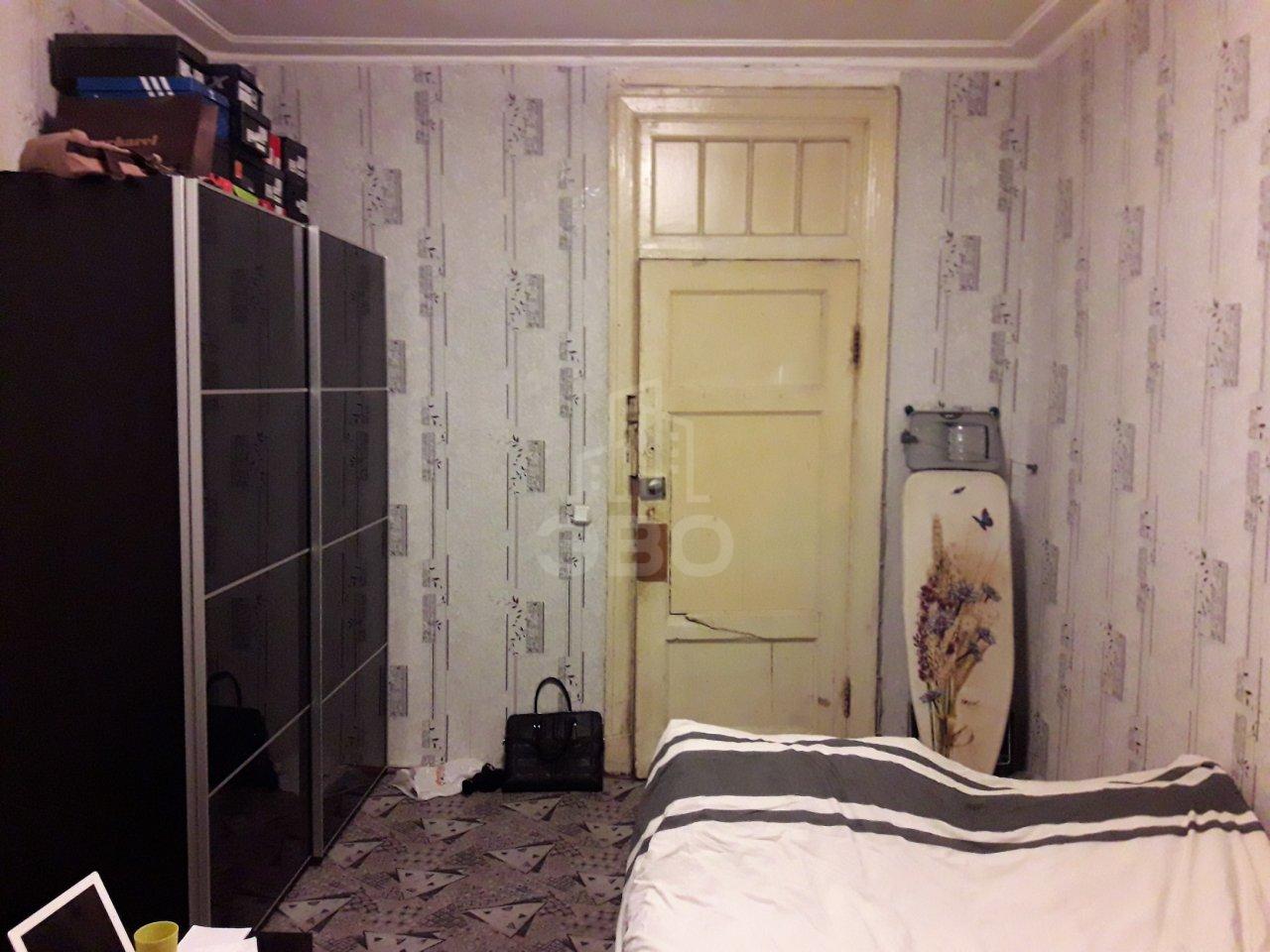 трехкомнатная квартира в Санкт-Петербурге по адресу: Большой П.С. пр-кт., 102