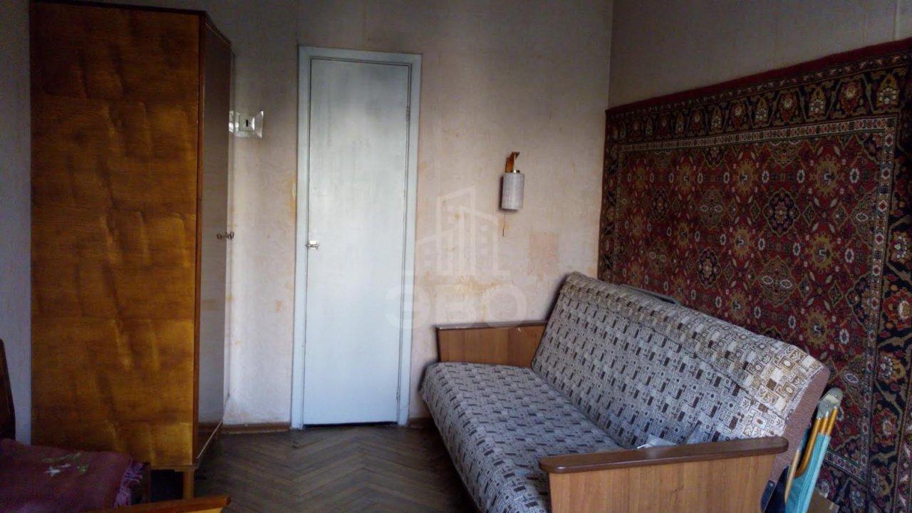 двухкомнатная квартира в Санкт-Петербурге по адресу: Новоизмайловский пр-кт., 3