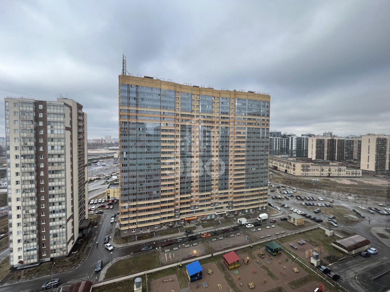 студия в Санкт-Петербурге по адресу: Охтинская аллея, 8