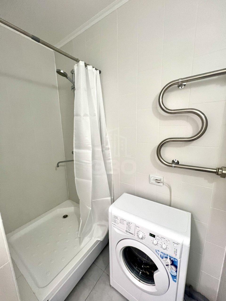 однокомнатная квартира в Санкт-Петербурге по адресу: Пахомовская ул., 22, строение 1