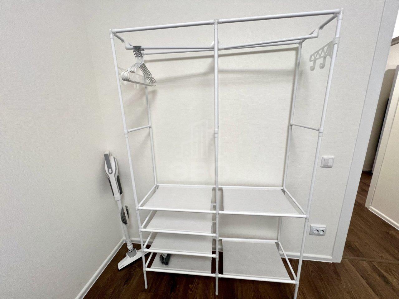 однокомнатная квартира в Санкт-Петербурге по адресу: Пахомовская ул., 22, строение 1