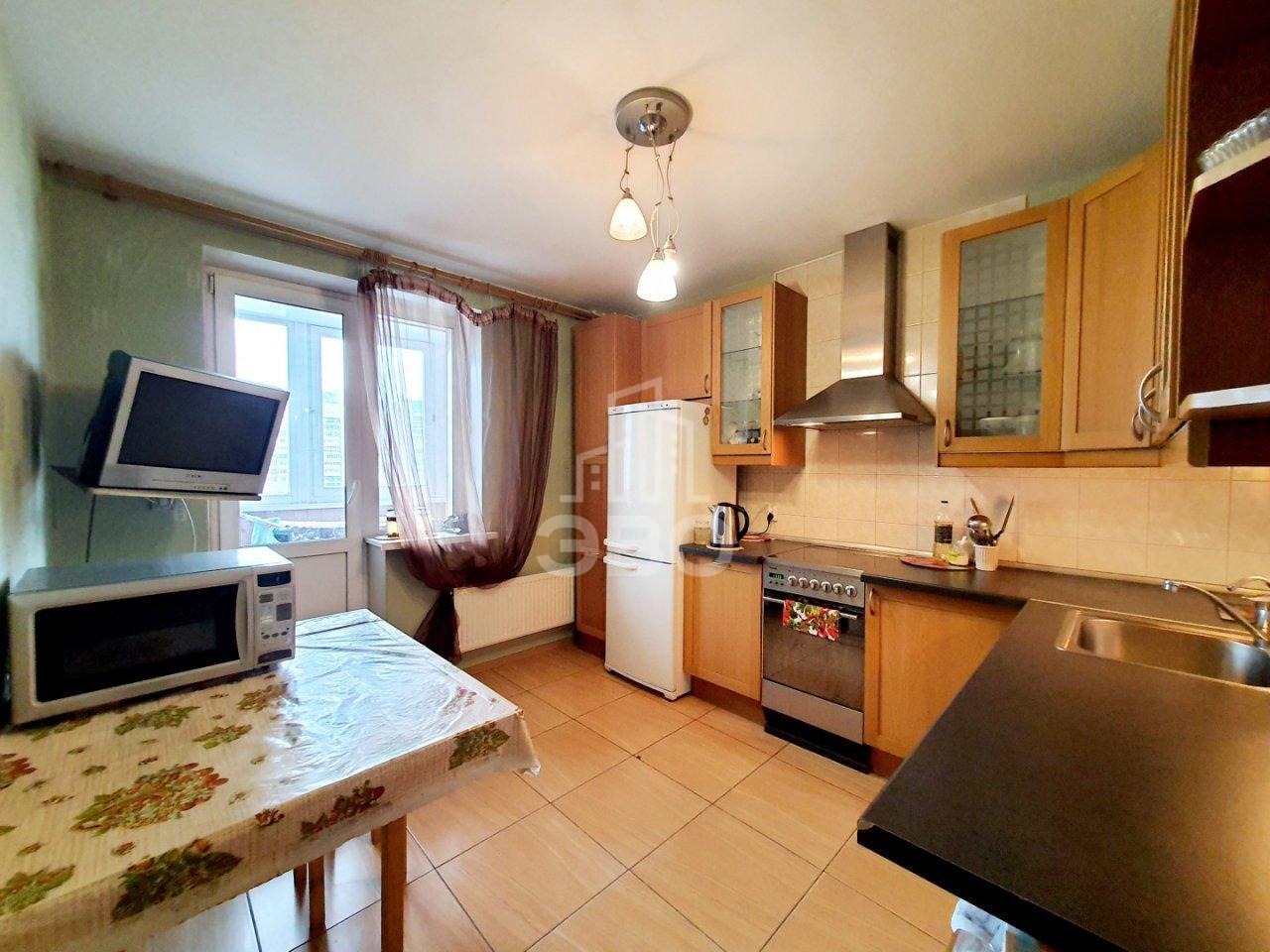 однокомнатная квартира в Санкт-Петербурге по адресу: Комендантский проспект, 17, к 1, литера А