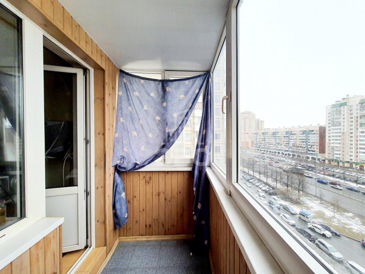 однокомнатная квартира в Санкт-Петербурге по адресу: Комендантский проспект, 17, к 1, литера А