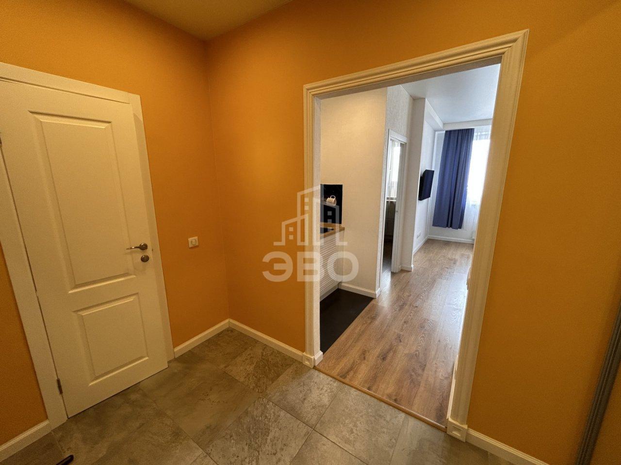 однокомнатная квартира в Санкт-Петербурге по адресу: Героев проспект, 18